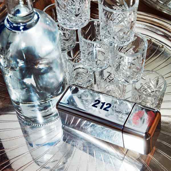 Perfume Carolina Herrera 212 Vip Men EDT